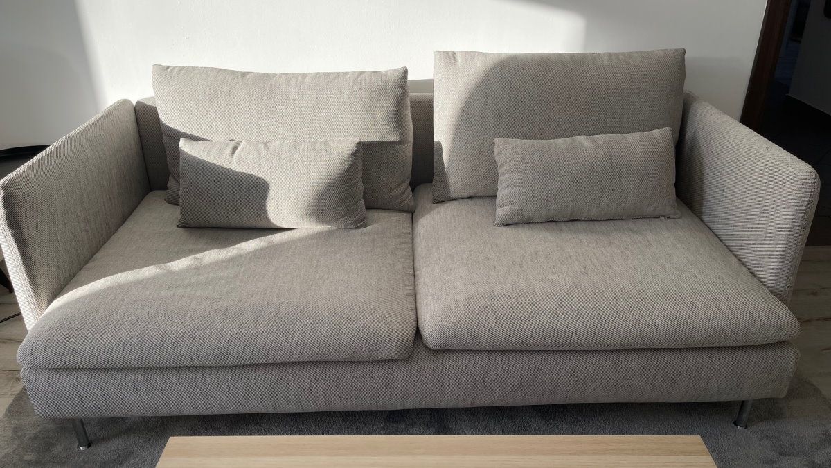 WG #8 Zimmer 3 – 20 m² - sofa
