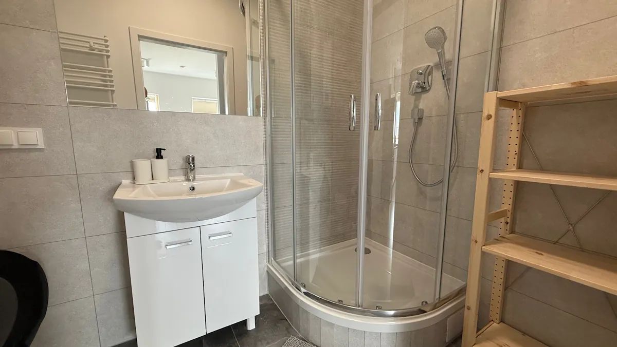 2-roms #8a – 36 m² - bathroom