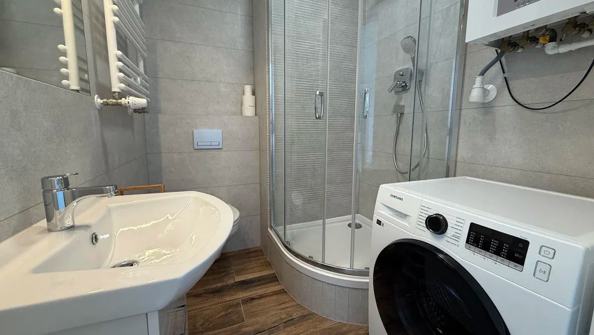 2-room #8e – 36 m² - bathroom
