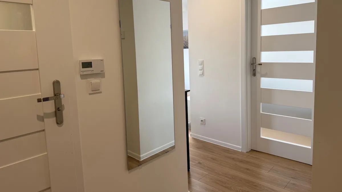 2-room #8j – 35 m² - corridor
