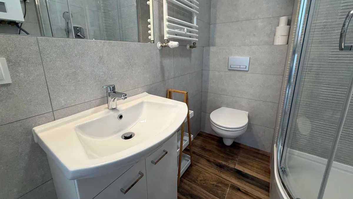 2-room #8e – 36 m² - bathroom