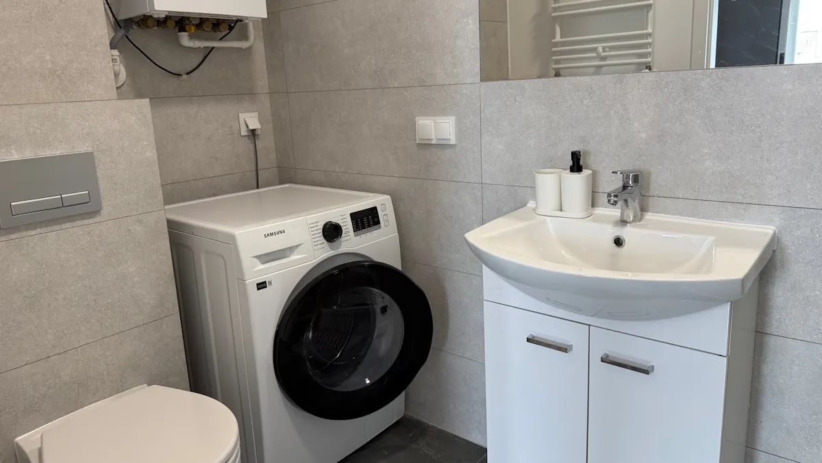2-roms #8a – 36 m² - bathroom