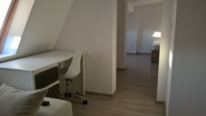 location-szczecin-studio-14-9-desk